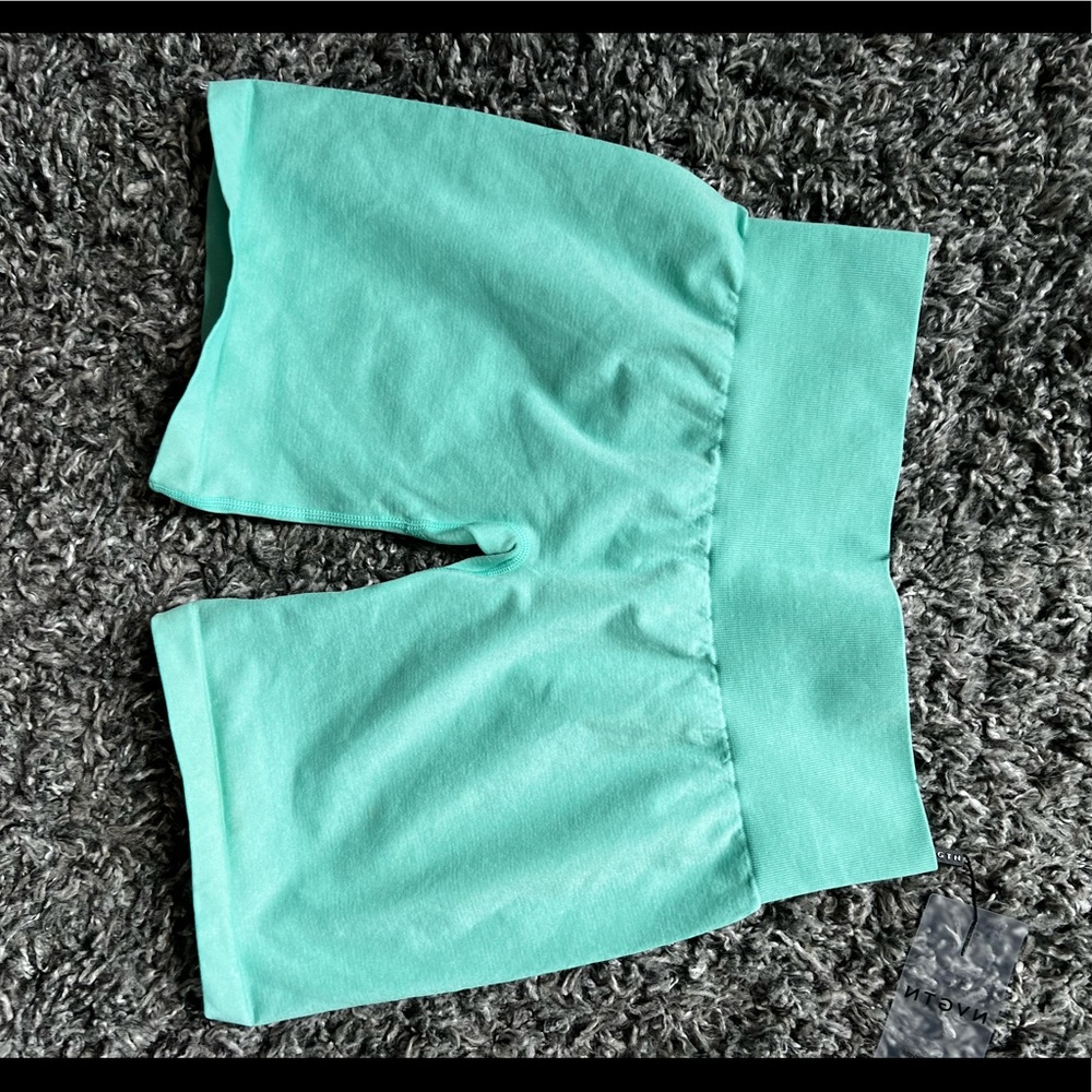 NVGTN Mint Pro shorts